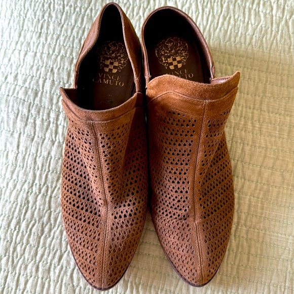 Vince Camuto Shoes - Vince Camuto Brown Suede Ankle Boots 9.5